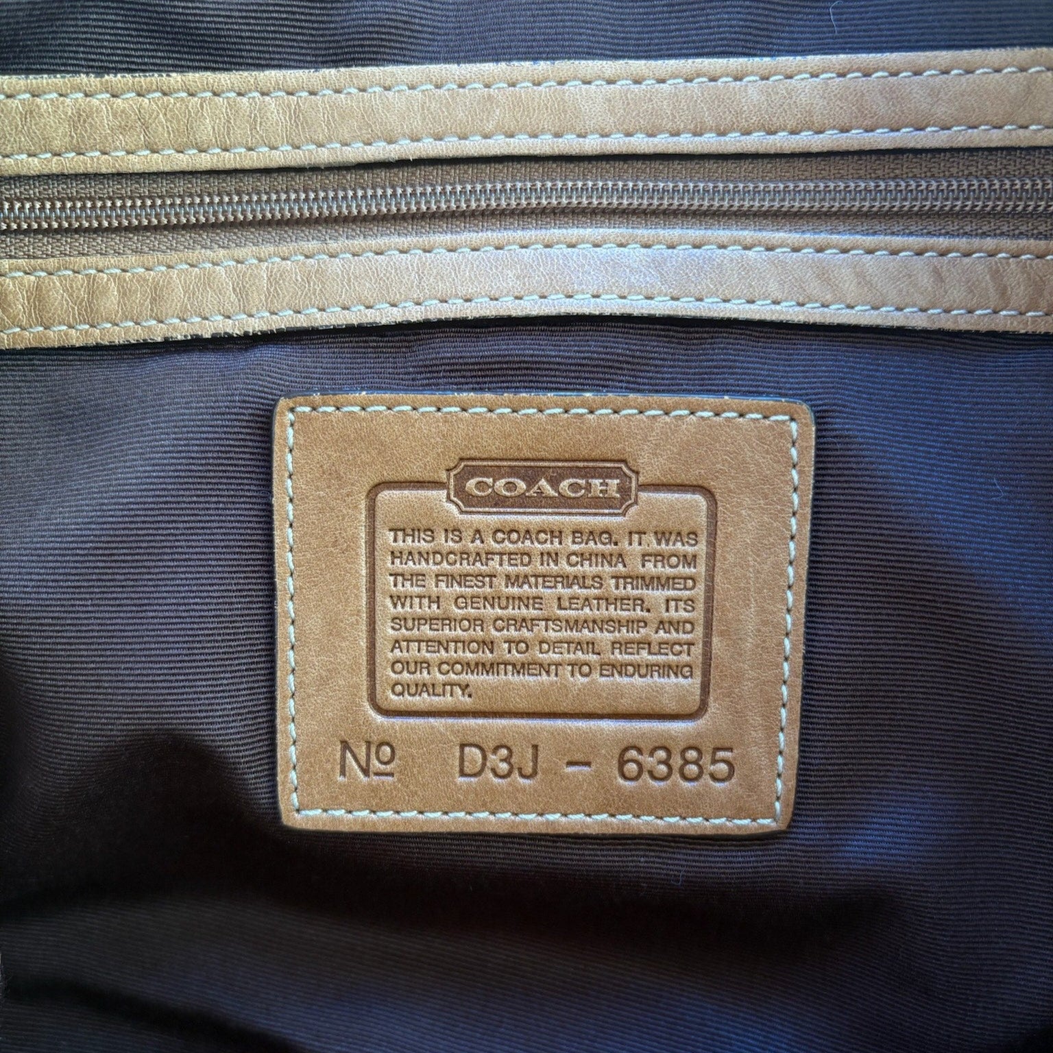 COACH 2003 SIGNATURE CRESCENT SHOULDER BAG